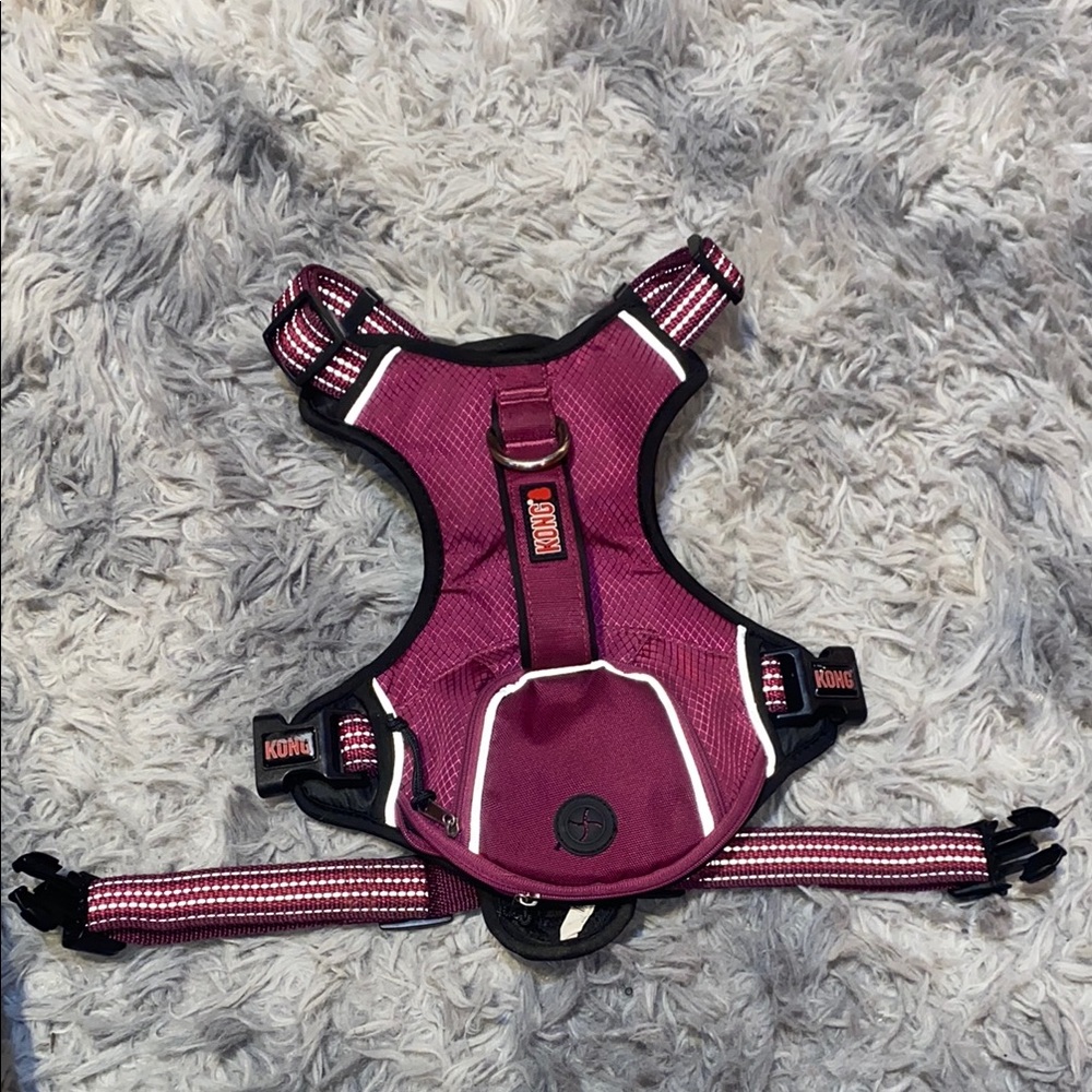 Kong Purple Dog Harness with Adjustable Comfort and Reflective Safety